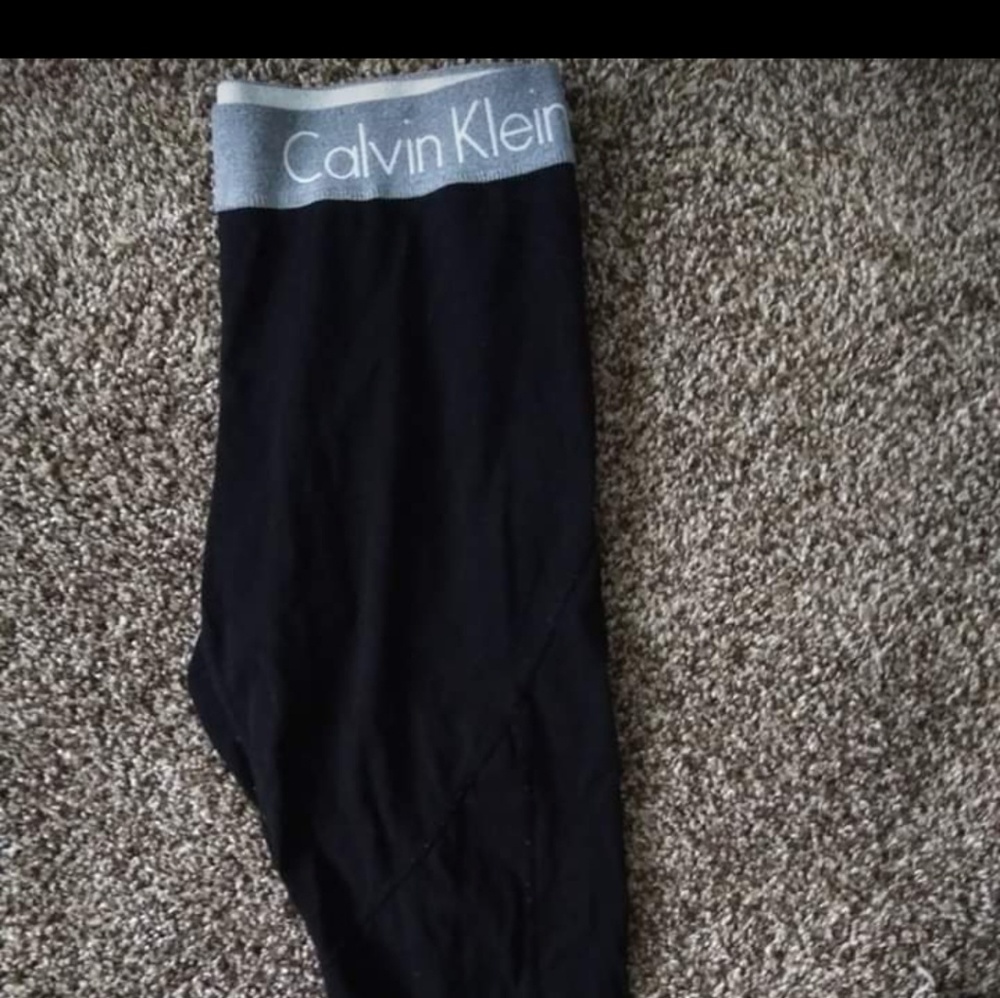 Calvin Klein cropped leggings